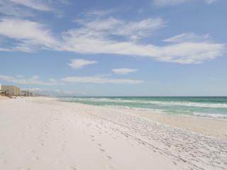 Islander Condominiums III - 5