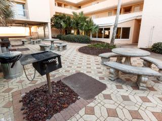 Islander Condominiums III - 4