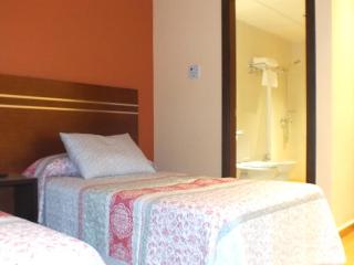 Motel Los Abedules - Oviedo - 7