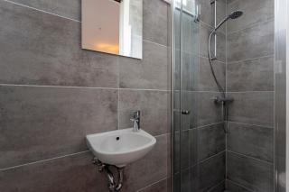 Studio Baarn with patio, airco, pantry, bedroom, bathroom, privacy - Amsterdam, Utrecht - Baarn - 1
