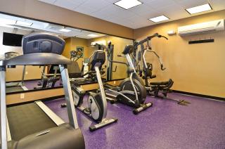 Best Western Plus Carousel Inn & Suites Burlington - 9