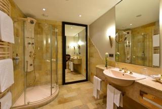Best Western Premier Parkhotel Kronsberg - 7