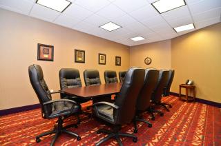 Best Western Plus Carousel Inn & Suites Burlington - 3