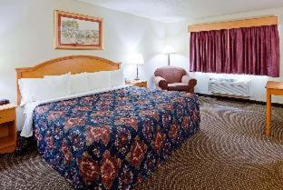 AmericInn by Wyndham Fulton Clinton - Fulton - 8