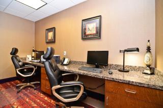 Best Western Plus Carousel Inn & Suites Burlington - 2