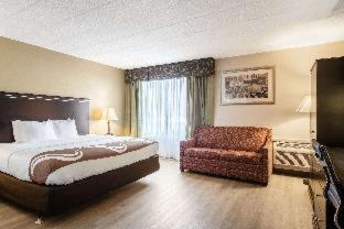Quality Inn & Suites - 7