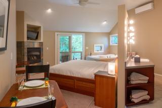 Pigeon Creek Inn - Adults Only - Holland - 8