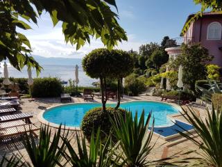 Apartments Villa Dora - 0