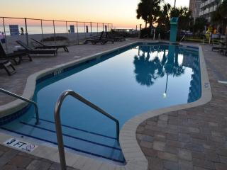 Luxury 2 beds 2 bath Ocean Front Condo - Myrtle Beach - 9