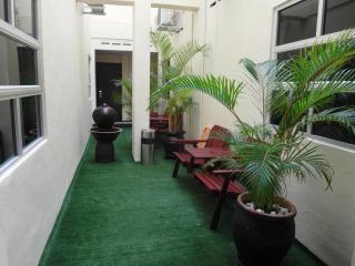 Nagoya Inn Hotel - Kuah - 4