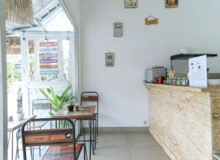 The Wina Echo Beach Guest House - Canggu - 1