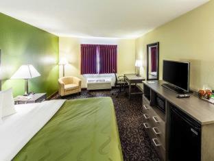 Quality Inn Decatur near US-224 - 5