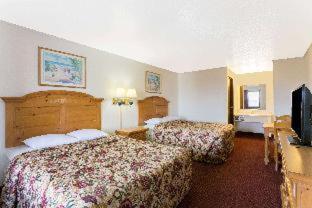 Super 8 by Wyndham Evanston - Evanston - 2