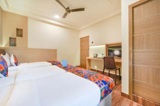 Nestlay Rooms Vanagaram - Chennai - 2