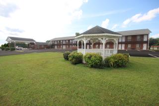 Surry Inn - Dobson - 7