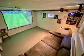 Adventure Holiday Hub: Gartenhäusl - 7