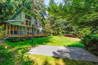 Tall Cedars Cabin By The Water - 7