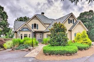 Spacious Elk Mountain Sanctuary with Deck and Views! - Asheville - 9