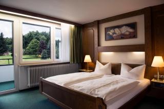 Best Western Hotel Brunnenhof - Weibersbrunn - 9