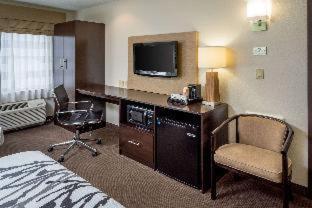 Sleep Inn & Suites Cross Lanes - South Charleston - 2