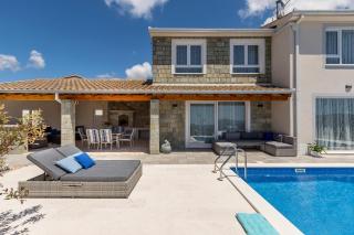 HILLSIDE villa with sea view and pool - Jarebinjak - 7
