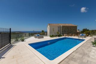 HILLSIDE villa with sea view and pool - Jarebinjak - 9