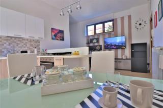 YourHome - NEW SUITE SORRENTO - Sorrento - 8