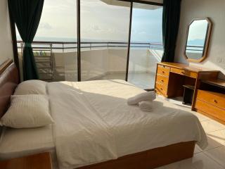 The View Ferringhi 3BR Apartment - 4