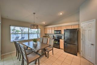 Dog-Friendly Escape with Dock and Kayaks in Cape Coral - Cape Coral - 2