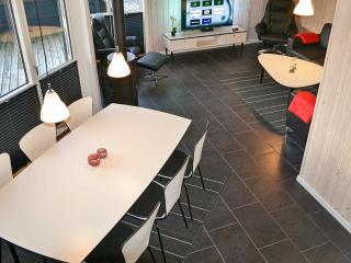 6 person holiday home in Ulfborg - Ulfborg - 6