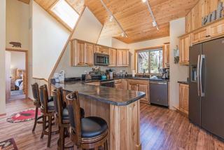 Filbert 17 - Meredith Lodging - Sunriver - 9