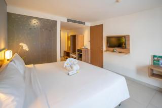 Grand Livio Kuta Hotel - Legian - 9