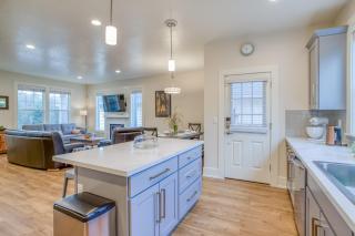 Oceans Treasure - Meredith Lodging - Tillamook - 1