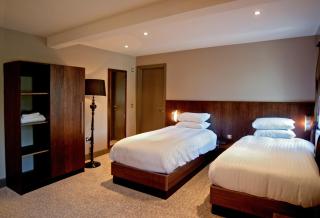 Lynnhurst Hotel - Johnstone - 9