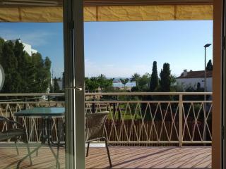 Apto en el centro a 50m de la playa - 8