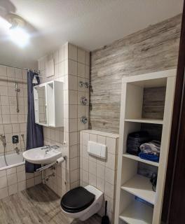 ideale Messe/Airport Wohnung 15min Fahrtweg - Kirchheim unter Teck - 2