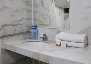 Inkari Suites Hotel - 8