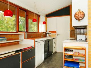 6 person holiday home in Nexø - Spidsegård - 2