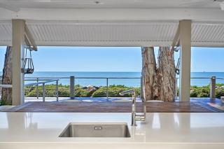 Decked Out By The Sea - Clifton Beach - 8