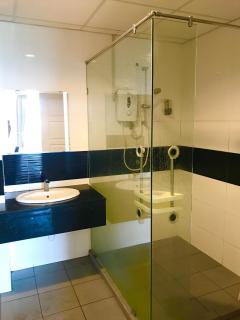 Mansion One Suites by Little Cabin - George Town - 5