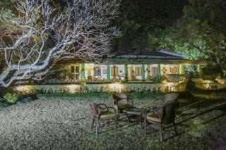StayVista at Normandy House - Outdoor Sitting with Bathtub & Pool Table - Dehradun - 9