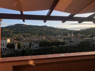 L Attico Sul Fiume center home - 9