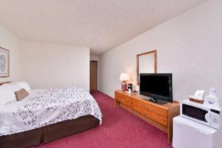America's Best Value Inn & Suites International Falls - 2