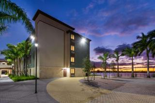 WoodSpring Suites Miramar - Miramar - 5