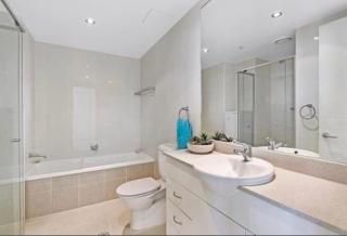 Marina ocean view at Shores Southport - 1