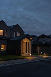 Hotel Berg by Keflavik Airport - Keflavík - 1