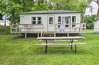 Lake Retreat with Dock, Deck and BBQ, BYO Boat! - 9