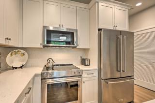 Chic Condo with Balcony in the Heart of Annapolis! - Annapolis - 1