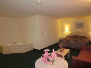 Pinckneyville Inn and Suites - 3