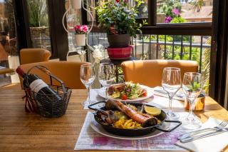 Hotel Restaurant Bellevue - Bormes-les-Mimosas - 3